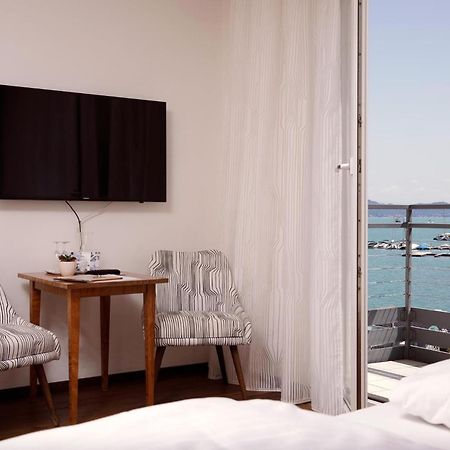Boutiquehotel Ogris Am See フェルデン・アム・ヴェルターゼー エクステリア 写真